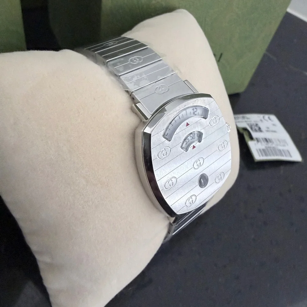 Gucci Grip Watch YA157401 Stainless Steel Silver Logo Engraved Swiss‎ Made 38mm